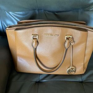 MICHAEL KORS BAG